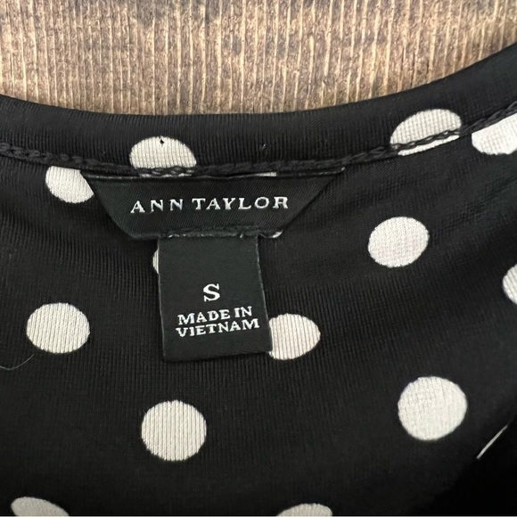 Ann Taylor Solid Black and White Polka Dot Dress size Small - Picture 2 of 9
